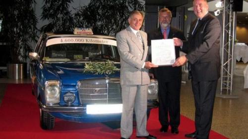 Mercedes-Benz TAXI Museum 3