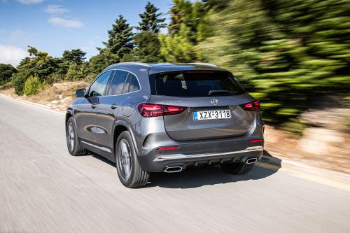 Mercedes-Benz GLA 2024