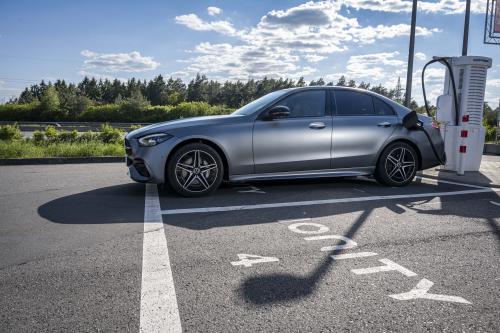 Mercedes C300 e