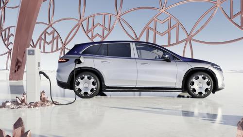 Mercedes-Maybach EQS 680 SUV 3
