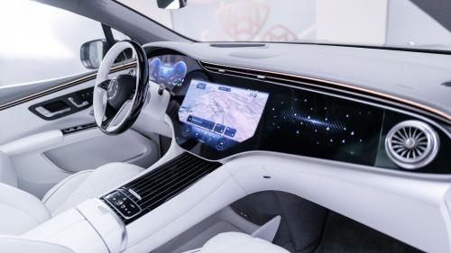 Mercedes-Maybach EQS 680 SUV 5