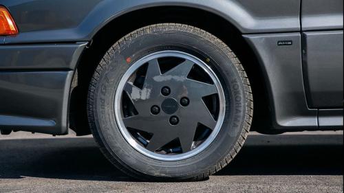 Mitsubishi Galant AMG E30 4