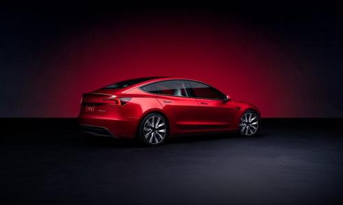 Tesla Model 3 2024