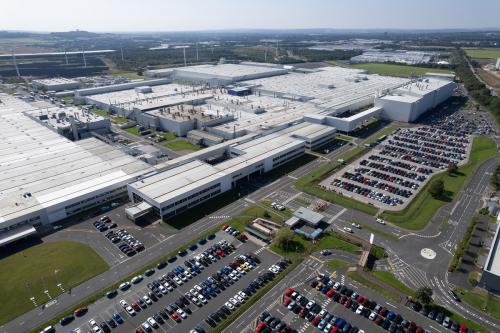 Η Nissan επιταχύνει την μετάβαση στον πλήρη εξηλεκτρισμό | carandmotor.gr