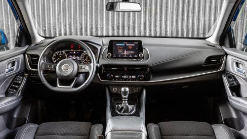 Nissan Qashqai 1.3 Hybrid 140 vs 158 CVT 9