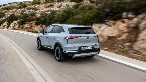 Nissan Qashqai MHEV vs Renault Symbioz FHEV 7