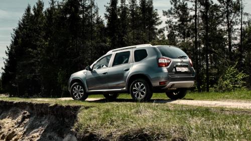 Nissan Terrano 1