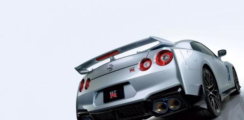 Nissan GT-R c