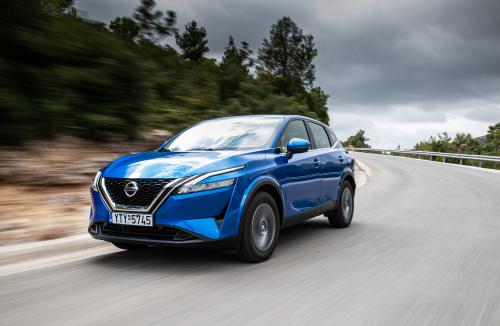 Nissan Qashqai vs Peugeot 3008