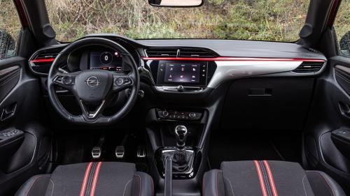 Opel Corsa 1.5D vs Renault Clio 1.5 Blue dCi 100 10