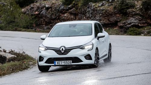 Opel Corsa 1.5D vs Renault Clio 1.5 Blue dCi 100 9