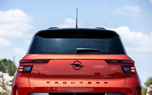 Opel Frontera 1.2 Hybrid 145 PS 23