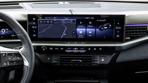 Opel Grandland Electric 214 PS 77 kWh 13