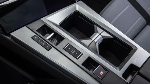 Opel Grandland Hybrid 13