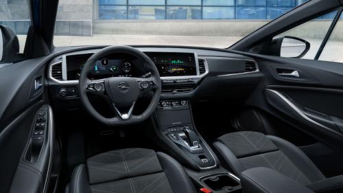 Opel Grandland Hybrid 4