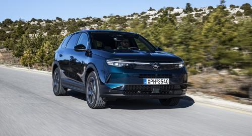 Opel Grandland Hybrid 4
