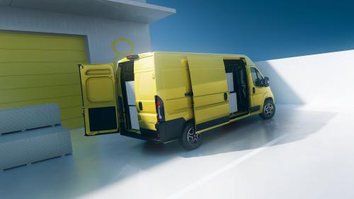 Opel Movano 2