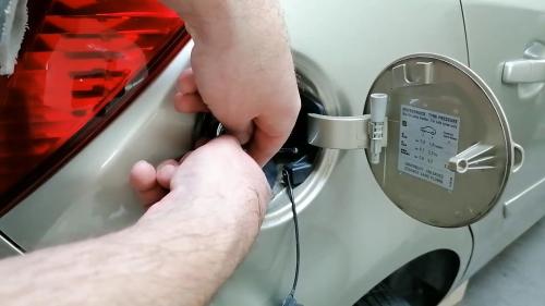 Opel tyre valve tool 5