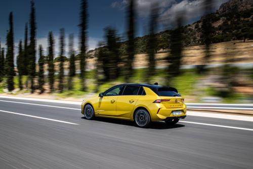 Opel Astra 2022