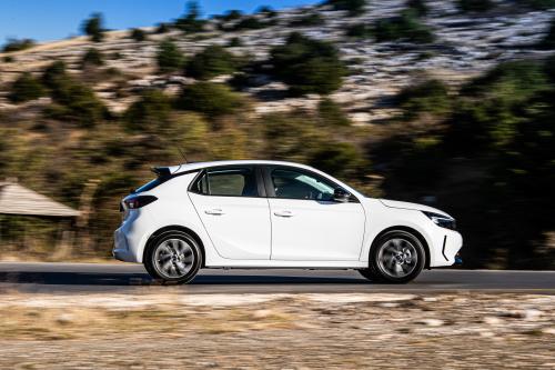 Opel Corsa 2025 100 PS