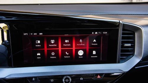 Opel Mokka Hybrid infotainment