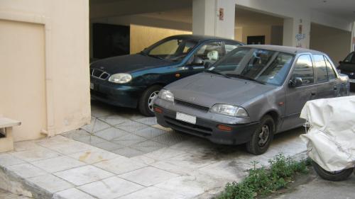 Paranomi stathmeusi 2