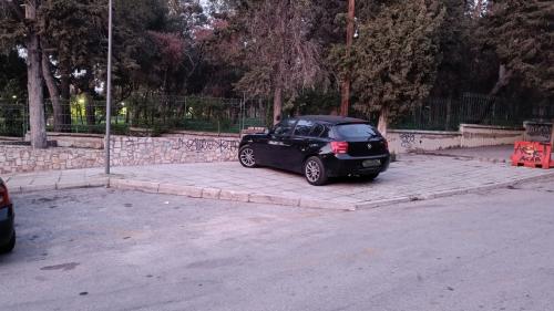 πρόστιμα κοκ parking σε πεζοδρόμιο