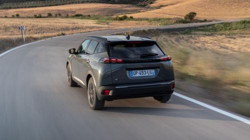 Peugeot 2008 4
