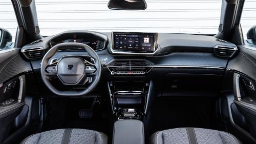 Peugeot 2008 Hybrid e-DCS6 136PS 5