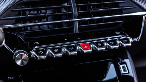Peugeot 2008 Hybrid e-DCS6 136PS 10