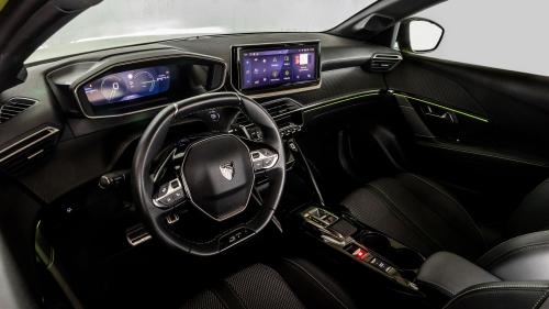 Peugeot 208 6