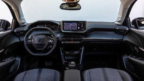 Peugeot 208 5