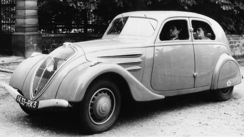 Peugeot 302