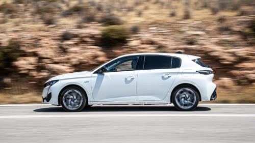 Peugeot 308 Hybrid 3