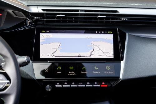 Peugeot 408 1.2 Hybrid