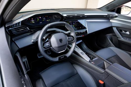 Peugeot 408 1.2 Hybrid