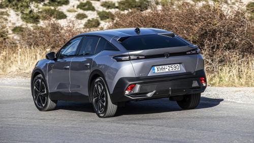 Peugeot 408 2025 3