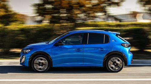 Peugeot E-208