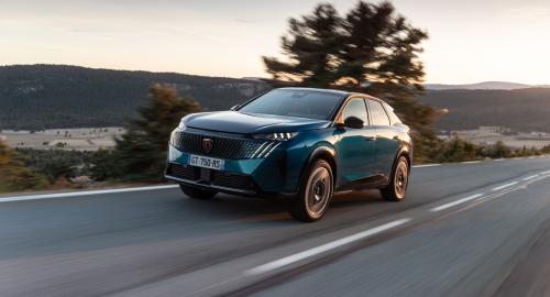 Peugeot E-3008 2024 1