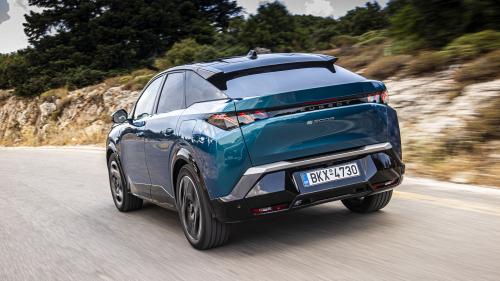 Peugeot E-3008