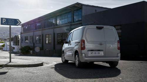 Peugeot e-Partner 4