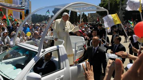 Pope mobile 3