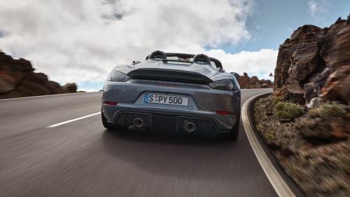 Porsche 718 Spyder RS 6