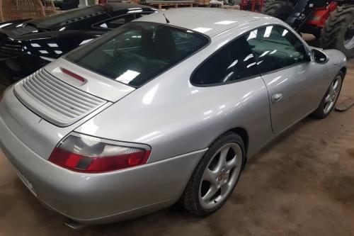 Porsche 911 Carrera 3.4 2