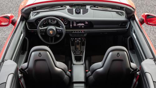 Porsche 911 Turbo S Cabriolet 3