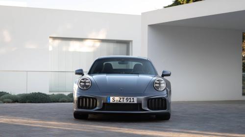 Porsche 911 Turbo S Hybrid 2