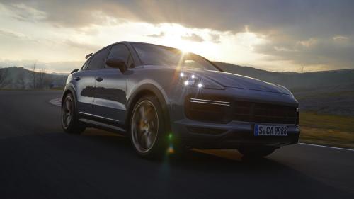 Porsche Cayenne Coupe Turbo GT 6