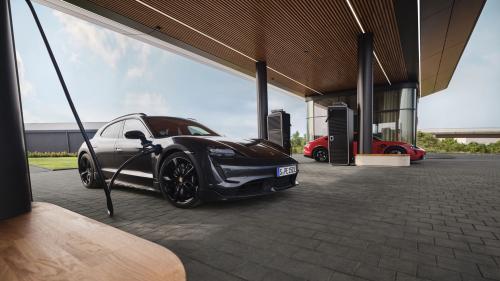 Porsche Charge 2