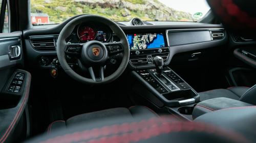 Porsche Macan 2022 3