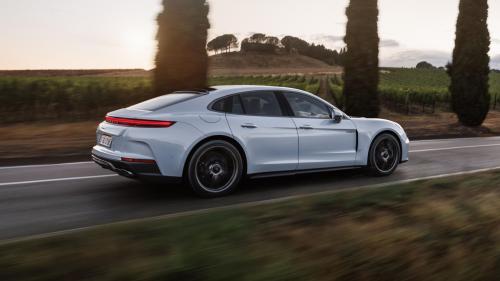 Porsche Panamera Turbo S E-Hybrid 2